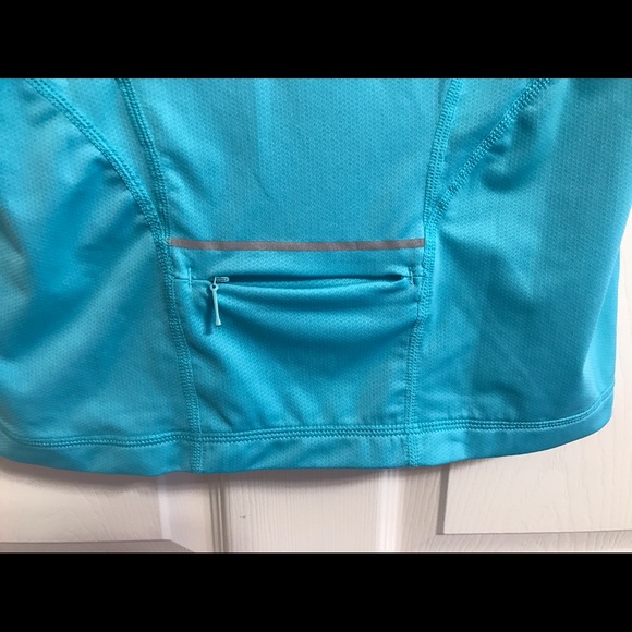 Brooks, Activewear Blue Equilibrium Tech M EUC - Picture 8 of 9